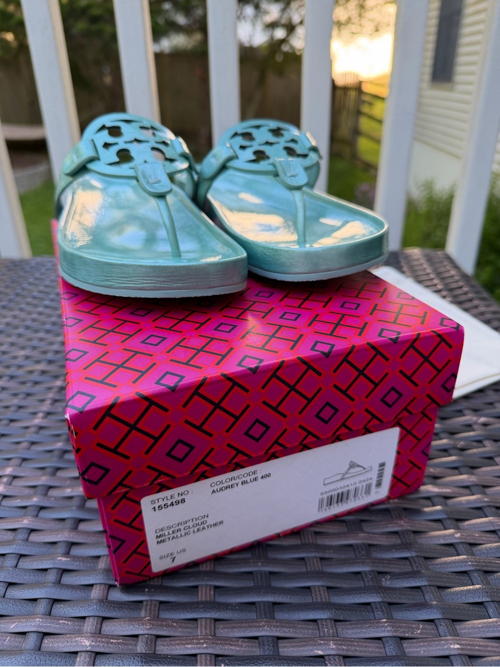 Tory Burch Metallic Aqua Miller Thong Sandals size 7 - Picture 8 of 8